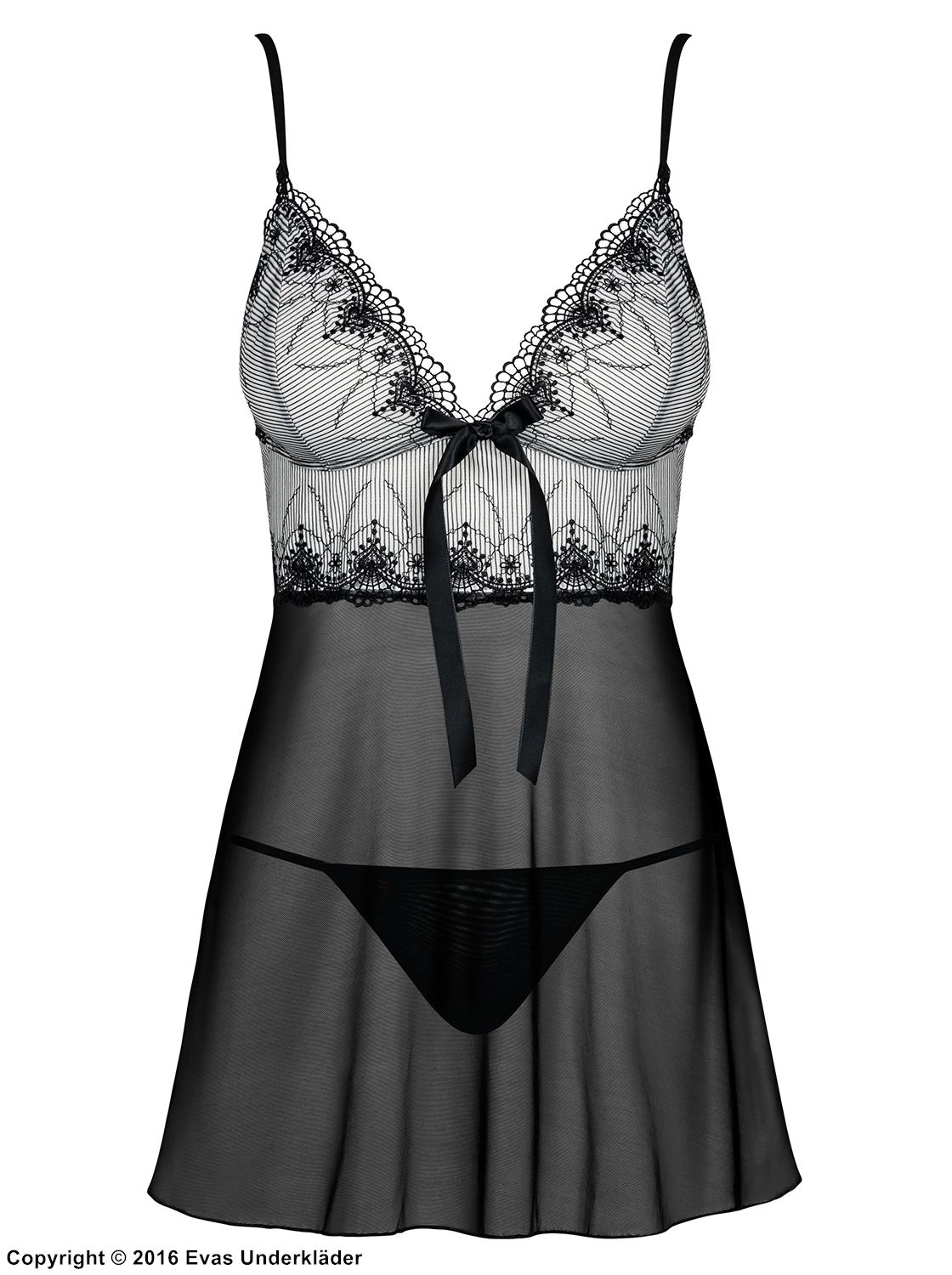 Feminine and sexy babydoll with gorgeous embroideries